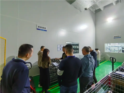 橙柚青攜手客戶共探雨翔再制造工廠，深化技術進出口合作共謀發展